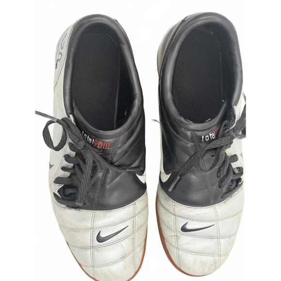 OG 2005 Nike Total 90 III IC Indoor Astro Trainers US12/UK11 - Picture 6 of 7
